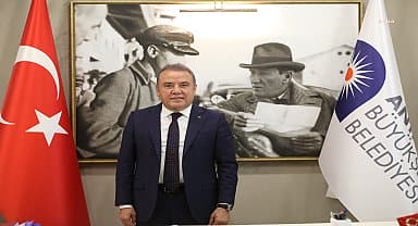 Muhittin Böcek'ten Öğretmenler Günü mesajı