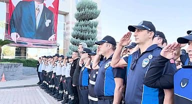 Seyhan Belediyesi'nden Atatürk'e saygı etkinliği