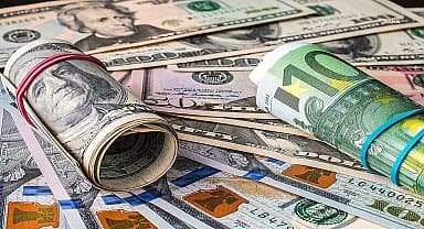 TCMB: Özel sektörün yurt dışından sağladığı toplam kredi borcu, 2022 yıl sonuna göre 1,4 milyar dolar azalarak 157,2 milyar dolar oldu