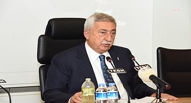Tesk Başkanı Palandöken, yılbaşından bu yana sigaraya 5 kez zam yapıldığını belirterek, acilen zamların durdurulmasını istedi