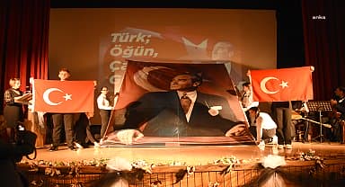 Ulu Önder Atatürk Foça'da özlemle anıldı