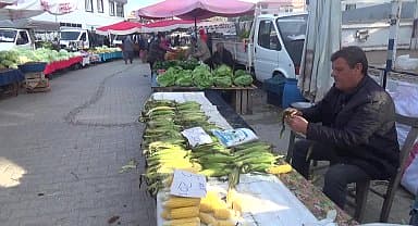 2 bin 800 lira yaşlılık aylığıyla geçinmeye çalışan 78 yaşındaki Kadirlili vatandaş: "Kasabın önünden geçerken yönümü şöyle dönüyorum"