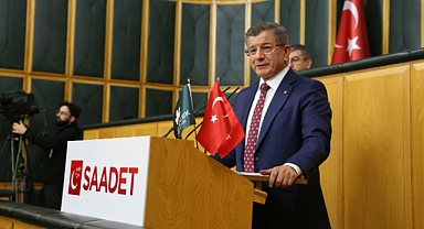Ahmet Davutoğlu: 