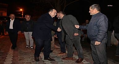 Akhisar Belediye Başkanı Dutlulu, umreye giden vatandaşları dualarla uğurladı