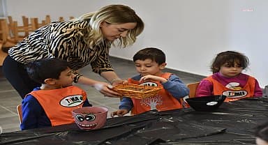 Ankara Büyükşehir Belediyesi Çocuk Etkinlik Merkezlerindeki minikler meşe palamudu ekti