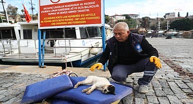 Antalya Büyükşehir Belediyesi, Yat Limanı'nda fırtına sonrası onarım çalışmalarına devam ediyor