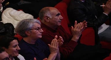Antalya'da Anjelika Akbar'dan muhteşem konser