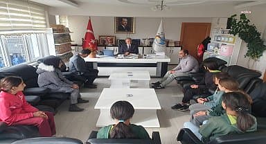 Arguvan Belediye Başkanı Kızıldaş, başarılı atletleri makamında ağırladı