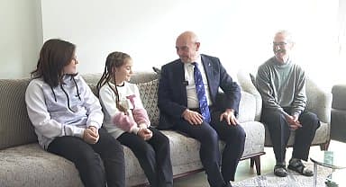Başkan Soyer, Örnekköy kentsel dönüşüm bölgesinin sakinlerine misafir oldu