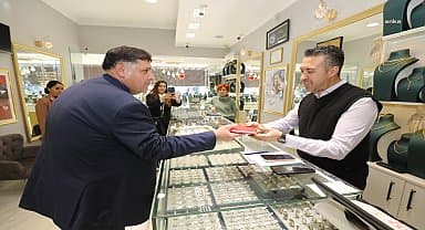 Başkan Vekili Özkan esnafın yeni yılını kutladı