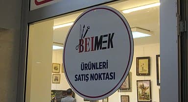 Belmek kursiyerlerinden yeni yıl için el emeği hediyeler