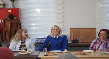 Bilecik Belediye Başkanvekili Melek Mızrak Subaşı, dikiş kursuna katılan kadınları ziyaret etti