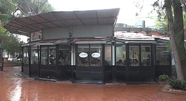 Bornova Belediye Başkanı Mustafa İduğ, engelli bireylerle buluştu
