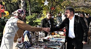 Bornova'da "yılbaşı hediyelik eşya günleri" başlıyor