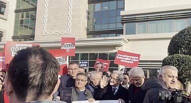 Bursa Kayapa mahallesi sakinleri, büyükşehir belediyesinin yapmak istediği katı atık tesisine tepki gösterdi: "Çöplük yapılırsa geleceğimiz mahvolur"