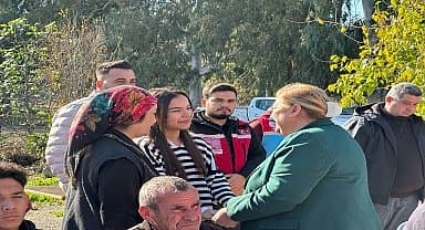 Ceyhan Belediye Başkanı Erdem, ilçe sakinleri ile buluşmaya devam ediyor