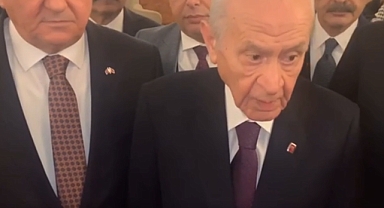 Devlet Bahçeli, Dem Parti Grubu adına konuşmalar başladığında Genel Kurulu terk etti