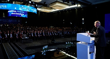 Erdoğan: “Mensuplarımızın fikirlerini serbestçe ifade etmelerinde hiçbir mâni bulunmuyor”