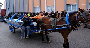 Eskişehir Büyükşehir'den Çifteler'de küçük çiftçiye yemlik desteği