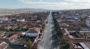 Eskişehir Büyükşehir'den Mahmudiye'nin kalbinde yoğun çalışma
