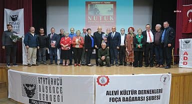 Foça'da Türk kadınına seçme ve seçilme hakkı verilişinin 89. yıl dönümünde etkinlik düzenlendi
