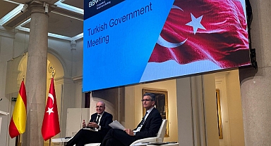 Hazine ve Maliye Bakanı Şimşek, İspanya’da finans yöneticileriyle buluştu