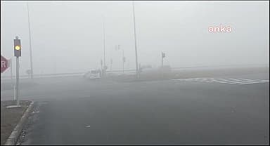 Iğdır'da yoğun sis maddi hasarlı kazaya yol açtı