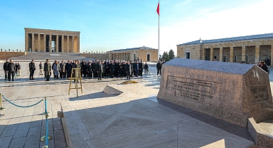 İsmet İnönü, vefatının 50. yılında Anıtkabir’de düzenlenen törenle anıldı