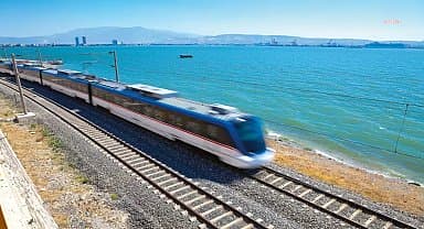 İzmir'in banliyö sistemi İZBAN, 13,5 yılda yaklaşık bir milyar yolcu taşıdı
