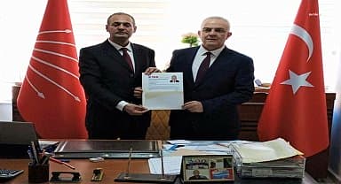 Kamer Genç'le 20 yıl boyunca Çalışan İsmail Aslan, Pertek Belediye Başkan Adaylığı için CHP'ye başvurdu