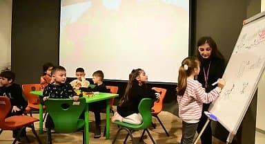 Karabağlar'da Nasreddin Hoca'ya ziyaretçi akını