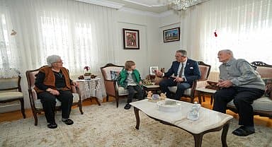 Kuşakları bir araya getiren çalışma: "7'den 70'e Gaziemir"