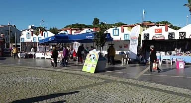 Marmaris Belediyesi'nden anlamlı yılbaşı etkinliği