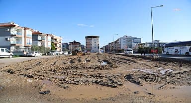 Menderes yeni yeşil alana kavuştu