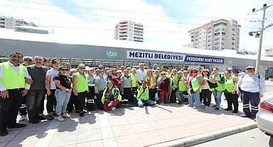 Mezitli Belediye Başkanı Tarhan, Dünya Gönüllüler Günü'nü kutladı: "Eşi benzeri olmayan bir gönüllülük ruhu oluşturduğumuzu düşünüyorum"
