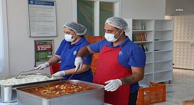 Odunpazarı Belediyesi AŞEVİ'nden 3 milyon porsiyon sıcak yemek yardımı