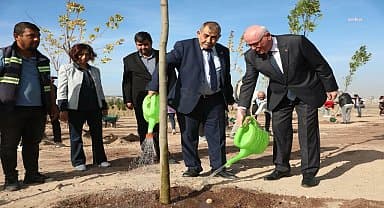 Odunpazarı Belediyesi, ilçe genelinde yeşillendirme çalışmalarını sürdürüyor 