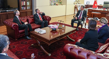 Özgür Özel, TÜSİAD heyeti ile bir araya geldi