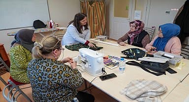 Tepebaşı'nda kadınlar hem sosyalleşiyorlar hem ekonomilerine katkı sunuyorlar