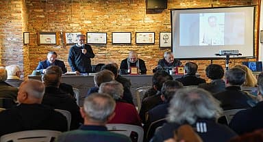 Tepebaşı'nda karikatüristler karikatüristleri anlattı