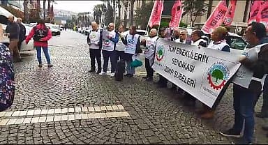 Tüm Emekliler Sendikası İzmir şubelerinden 10 Aralık Büyük Emekli Mitingi'ne çağrı