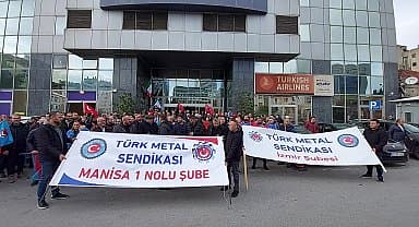 Türk Metal, İzmir'de de MESS'i protesto etti: "Artık dayanacak gücümüz kalmadı, müzakereyi bitirmek istiyoruz"