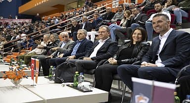 Vahap Seçer, ÇBK - Vılleneuve D'ascq Lm karşılaşmasını izledi