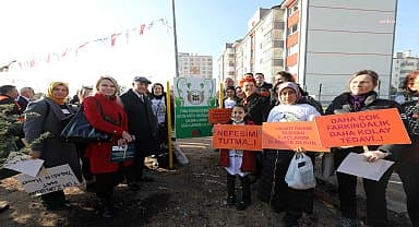 Yenimahalle'de 250 fidan toprakla buluşturuldu