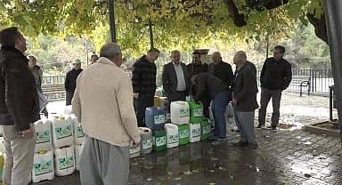 Yenişehir Belediyesi'nden organik solucan gübresiyle üreticiye destek