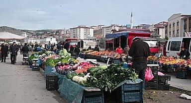 Yozgat'ta salı pazarına talep azaldı