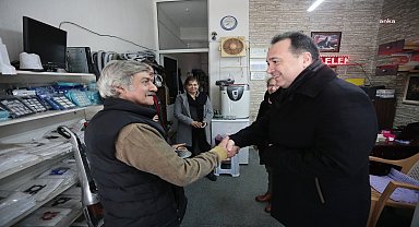 Akhisar Belediye Başkan Dutlulu, sahada halkı dinlemeye devam ediyor