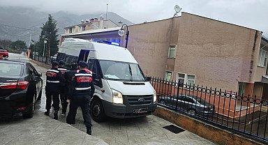 Artvin Ardanuç'ta eşini öldüren sanığa müebbet hapis cezası verildi