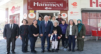 Başkan Atay, Efeler Mahallesi Hanımevi'ni ziyaret etti