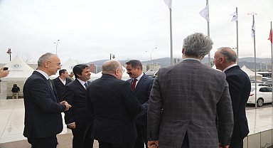 Başkan Deveci gençlerle bir araya geldi